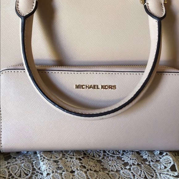 Original Michael Kors purse and wallet - Picture 4 of 8